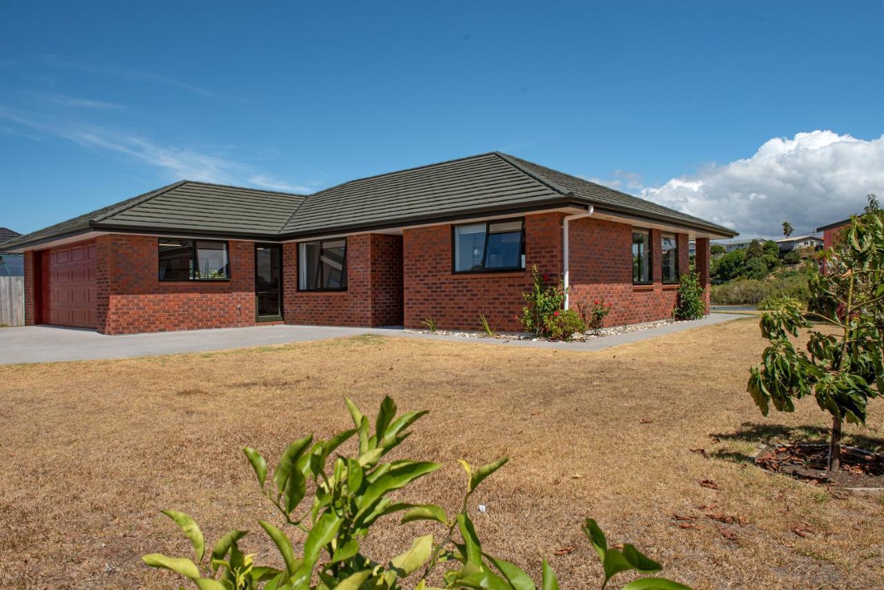 The Waterfront Ruakaka - Ruakaka Holiday Home Eksteriør bilde